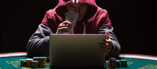 How to Enjoy Online Poker Games Well and Calmly